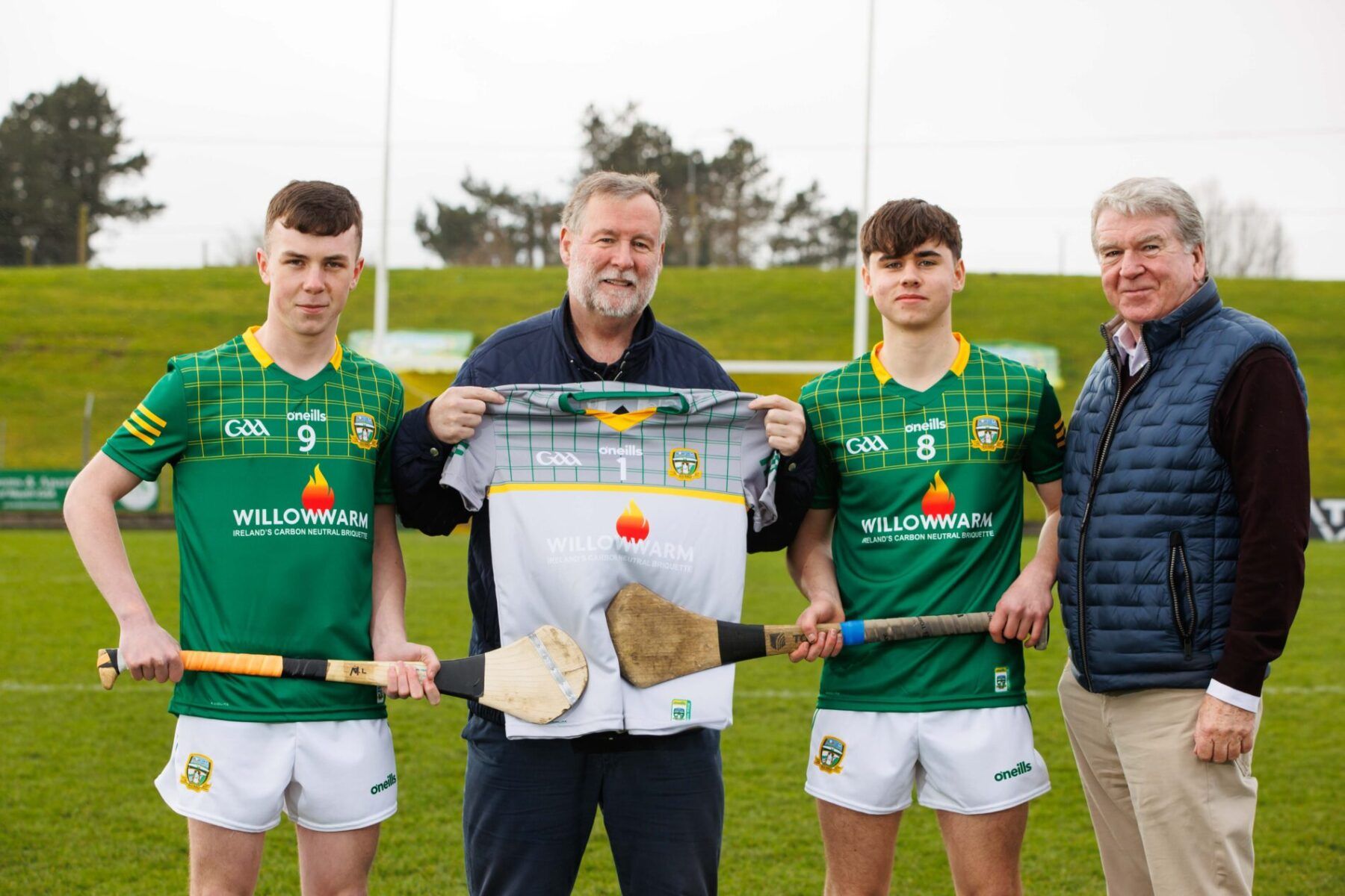 Jersey Sponsorship of Meath Minor Hurling. Alan Fox and John Breslin of WillowWarm meeting two members of the team.