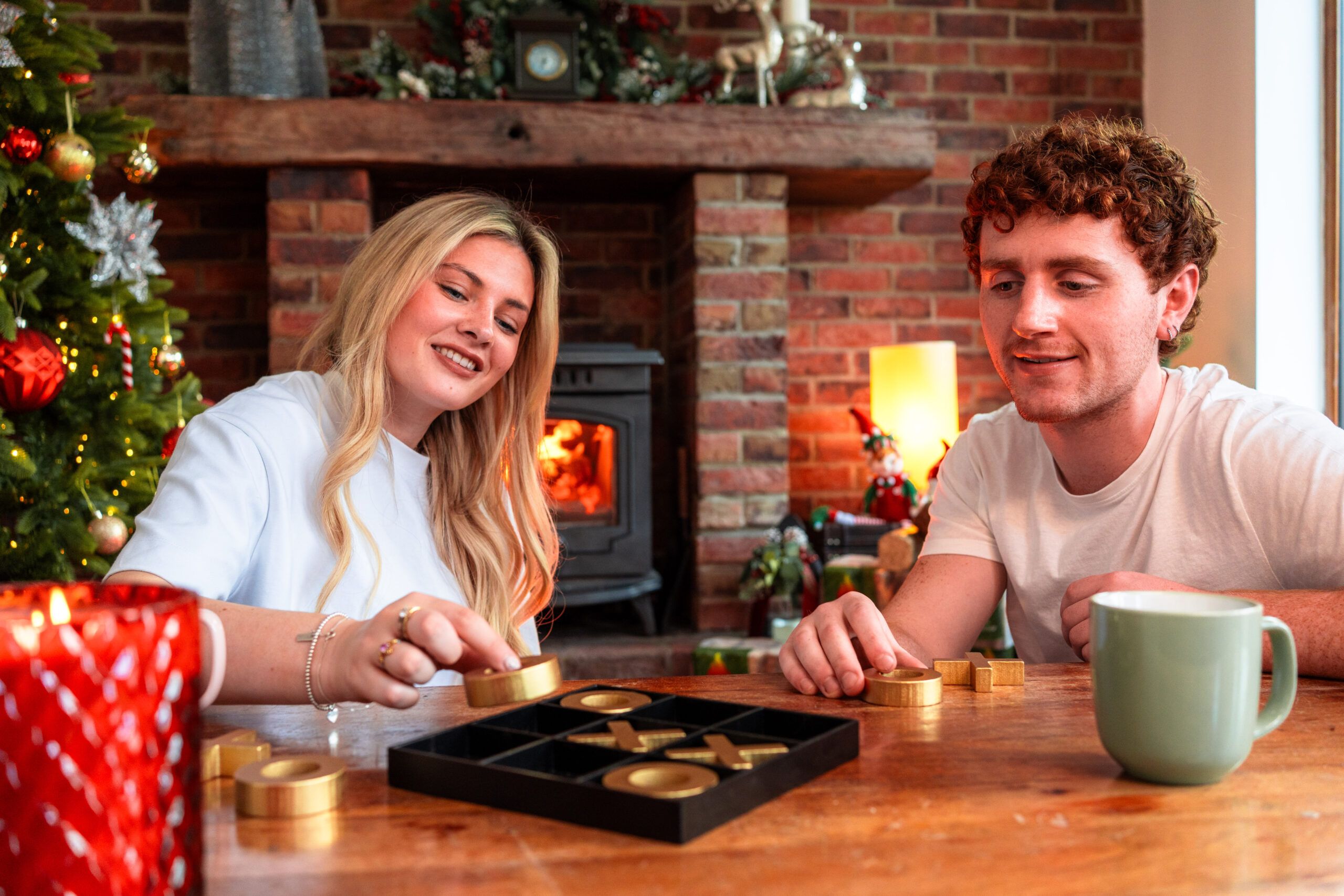 image for articlce: 10 Family Friendly Festive Activities to Do This Christmas.